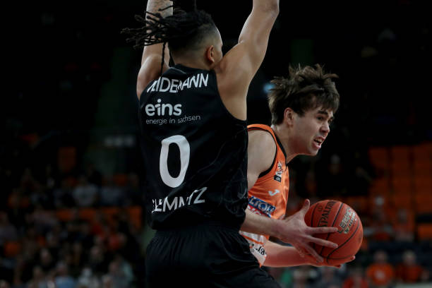 河北队正全 河北队正全