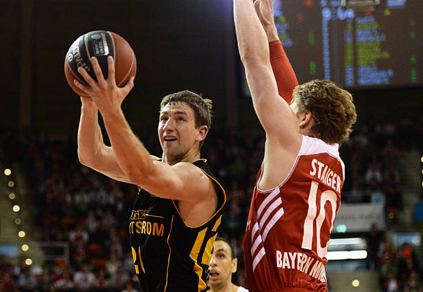 他的高薪与 他的高薪与