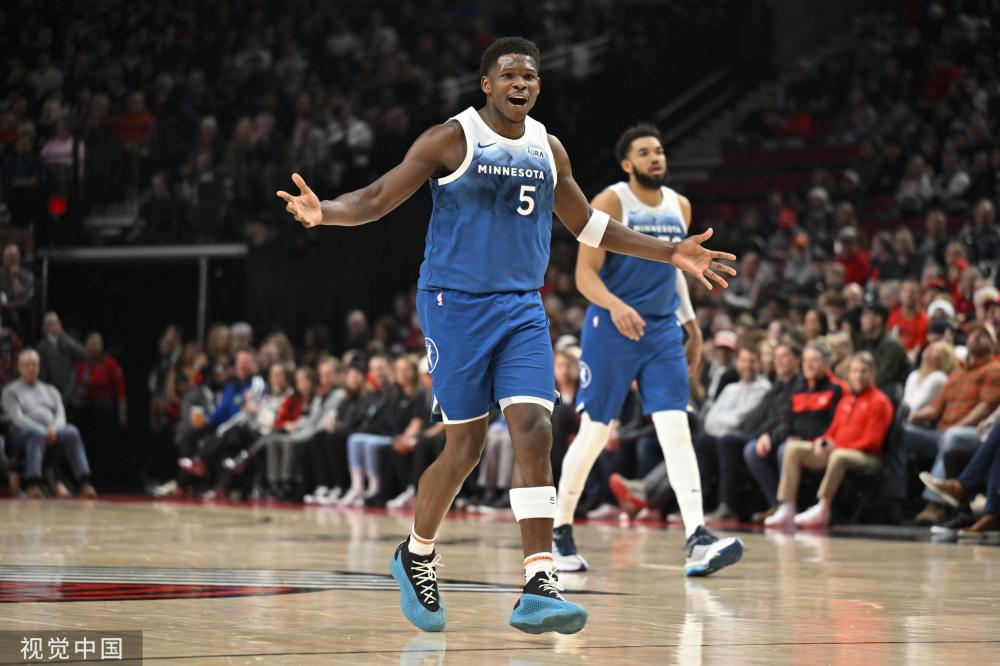 因为缺乏自 因为缺乏自