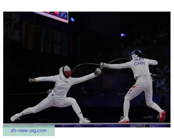剑指飒爽，剑光乍现：击剑盛况直播瞬间