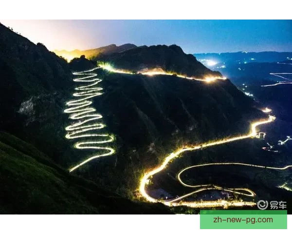 极限征服挑战：高山登顶竞技大赛