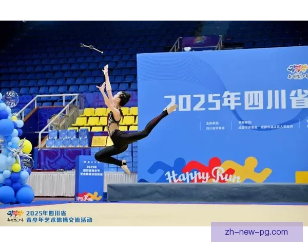 灵动身姿，魅力体操：突破极限，舞动优雅，经典动作全揭秘