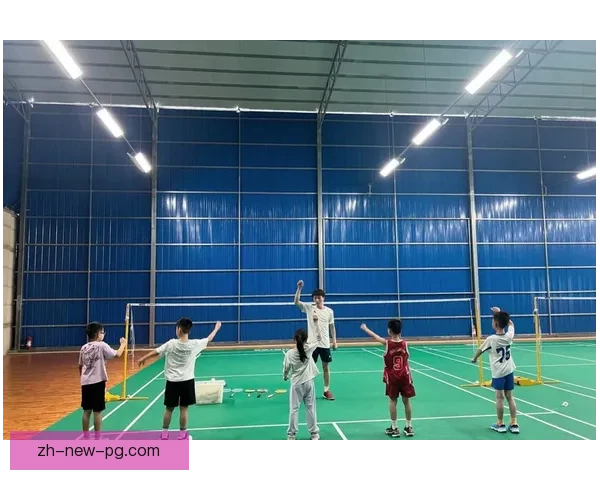 羽毛球训练全攻略：技术、战术与体能并重